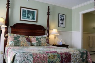هتل Kearsarge Inn