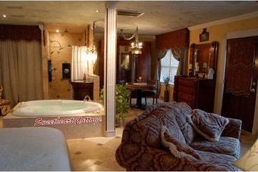 Lockheart Gables Romantic Bed And Breakfast