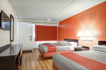 Motel 6springfield, Mo North