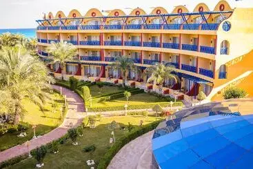 Lomakeskus Carols Beau Rivage