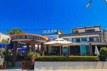 فندق Akkan Beach