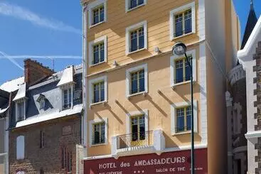 هتل Ambassadeurs Logis