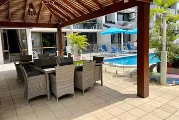 Burleigh Palms Holiday Apartments