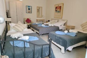 هتل Mykonos Pantheon