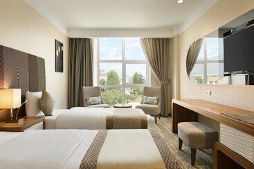 هتل Ramada By Wyndham Gemli̇k