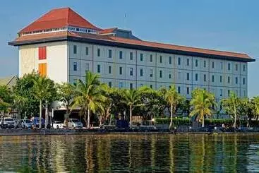 Singaraja Hotel   Chse Certified