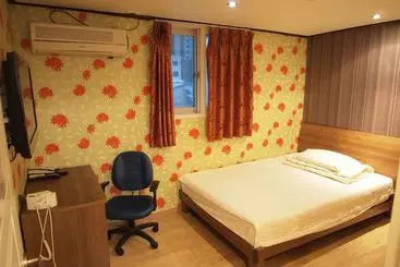 Panzió Shinchon Guesthouse