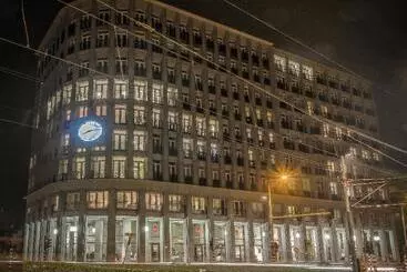 Отель Amadi Panorama