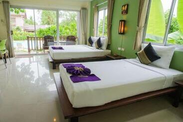 호텔 Sabai@kan Resort