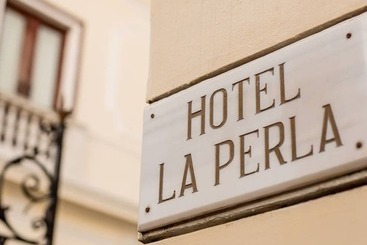 مبيت وإفطار La Perla Leon