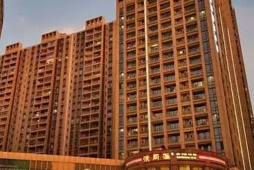 Hotelli Poltton International Apartment