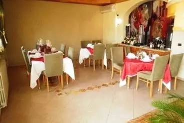 ホテル Rezidenca Desaret