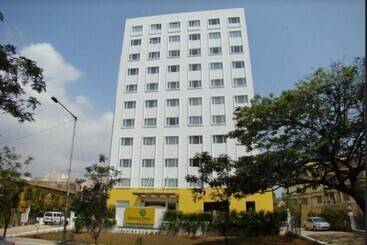 شقة Lemon Tree Hotel, Gachibowli, Hyderabad