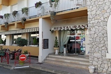 ホテル Chez L Ahumat