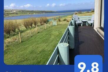 Bed and Breakfast Old School   Exclusive 5 Room Private Suite