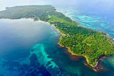 Отель The Lighthouse Retreat, Little Corn Island, Nicaragua