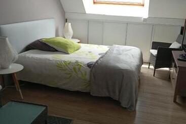 צימר A L Orée De Bruz