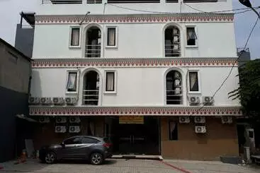 ホテル Anugrah Inn