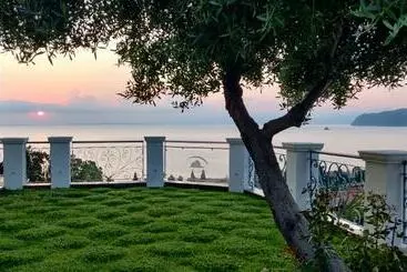 アパートホテル Talìa Residence