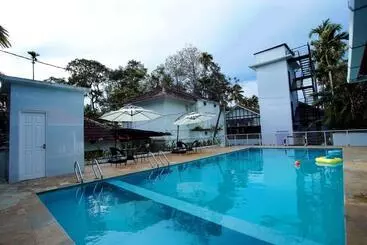 Hotel Bamboo Lagoon Backwater Front Resort