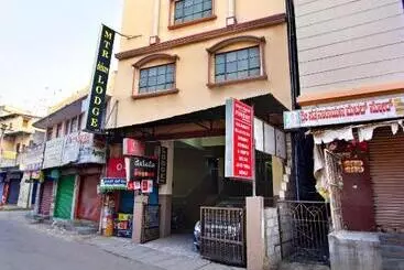 Hotell Mannars Deluxe Lodge