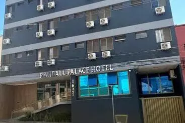 호텔 Randall Palace