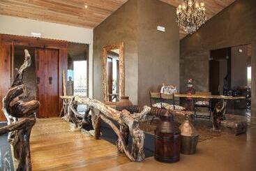 בית מלון כפרי Santa Bárbara Ecobeach Resort