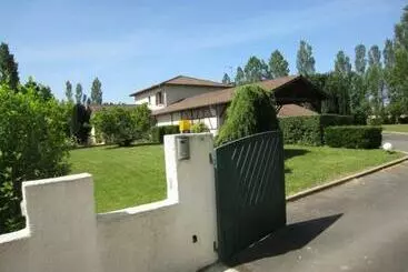 Aamiaismajoitus (B&B) Parc De La Charmille