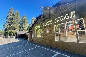 酒店 Sierra Woods Lodge