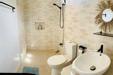 Pensionat La Palapa Inn Port Barton