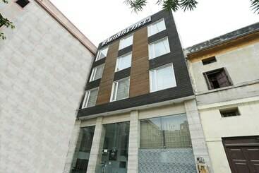 Collection O 8479 Hotel Ambience