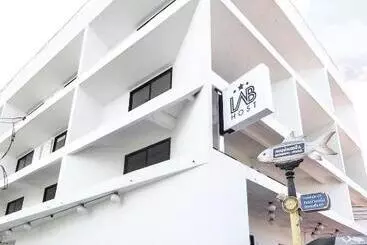 Labkoff Cafe And Hostel
