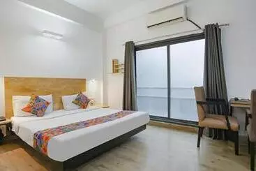 Fabhotel F9 Sector 51