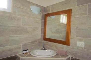 בית מלון כפרי Porto Coral