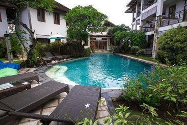 リゾートホテル Ecosfera Hotel, Yoga & Spa