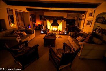 Lea House Bed And Breakfast