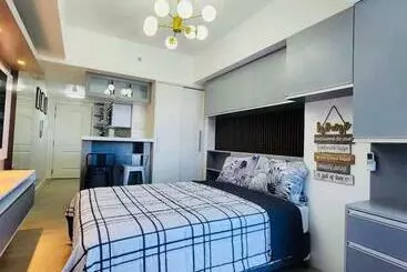アパートホテル Azure North Bali Tower Unit 631