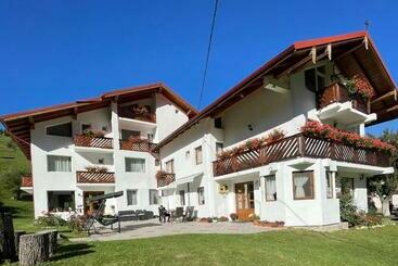 Pensiunea Padurea Verde