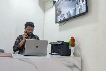 Prime Hotel And Restaurant