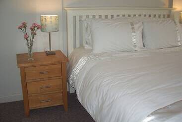 ベッドアンドブレックファースト The Thirsty Scholar