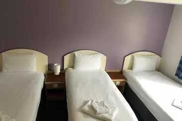 酒店 Redwings Lodge Baldock