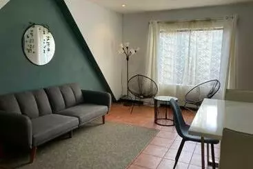 هتل آپارتمان Villa Kasey Camila  5min From Sjo Airport