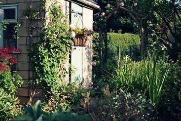 Bed and Breakfast London Road Guest Accommodation