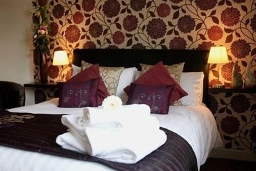 住宿加早餐  The Bell   Restaurant With Rooms