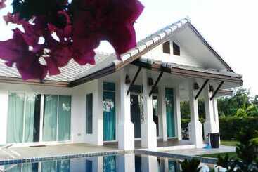 Apartamentos turísticos Cha Am Pool Villa