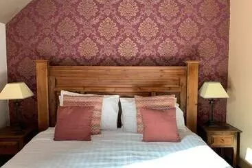 هتل Achray House Restaurant With Rooms