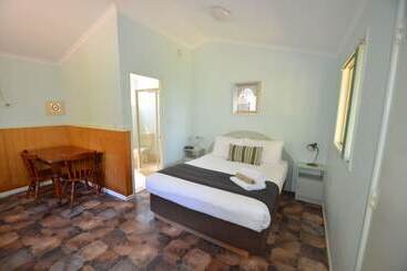 酒店 Coalmine Beach Holiday Park