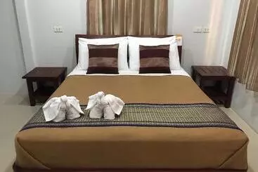 هتل Jim Guesthouse