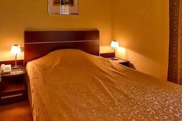 Hotel President Garni