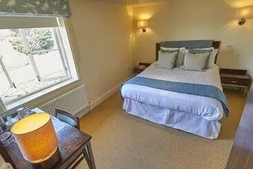 בית מלון כפרי The Cadogan Arms